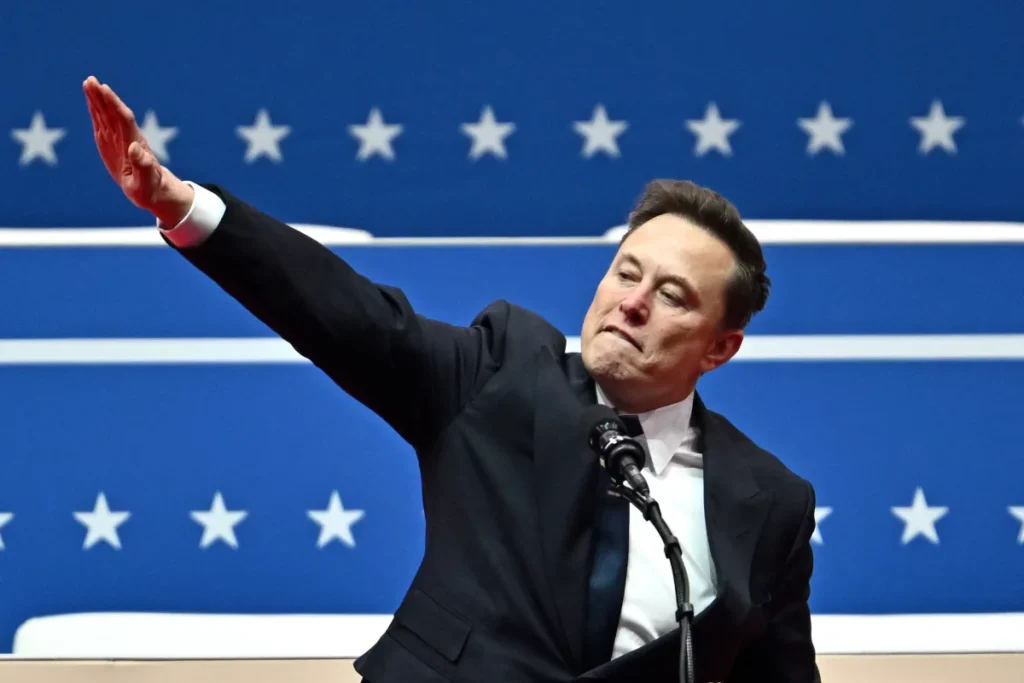 Elon Nazi Salute